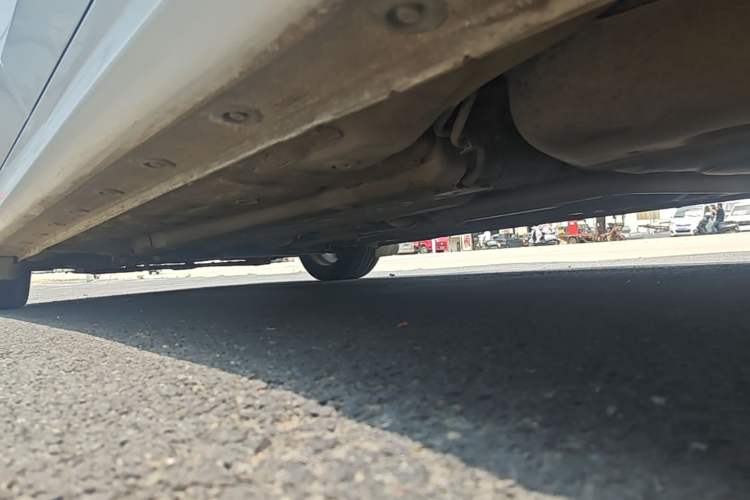 Used Hyundai Elantra 2022 1.5L CVT GLX Elite Edition Left Side Sill