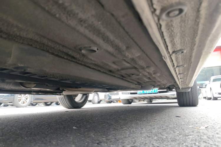 Used Hyundai Elantra 2022 1.5L CVT LUX Prestige Edition Left Side Sill