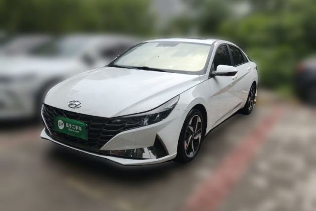 Used Hyundai Elantra 2022 1.5L CVT LUX Prestige Edition