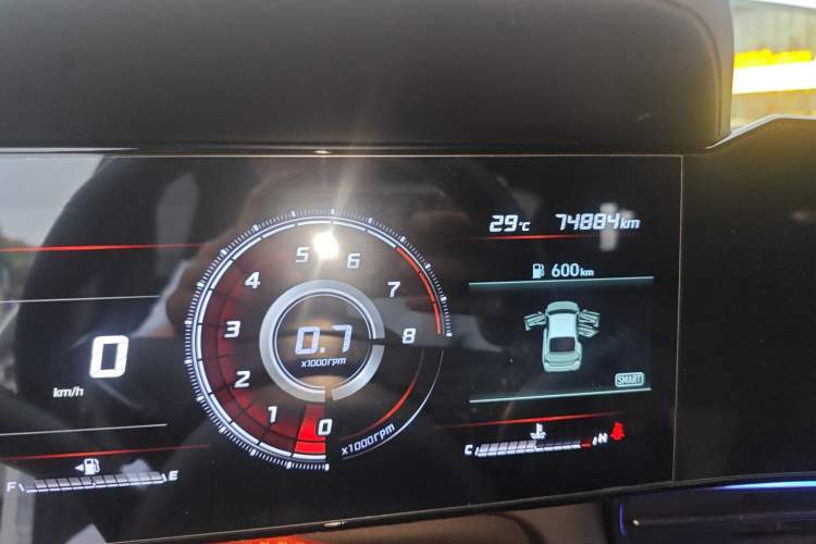 Used Hyundai Elantra 2022 240TGDi DCT LUX Prestige Edition Odometer Close Up