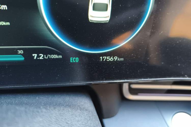 Used Hyundai Elantra 2022 1.5L CVT TOP Flagship Edition Odometer Close Up