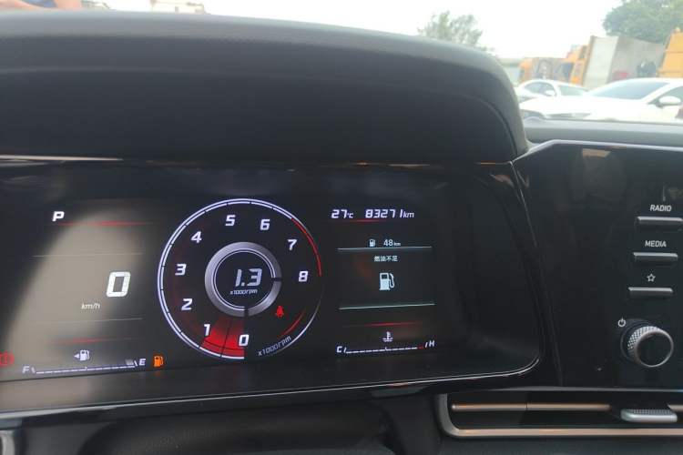 Used Hyundai Elantra 2022 1.5L CVT GLX Elite Edition Odometer Close Up