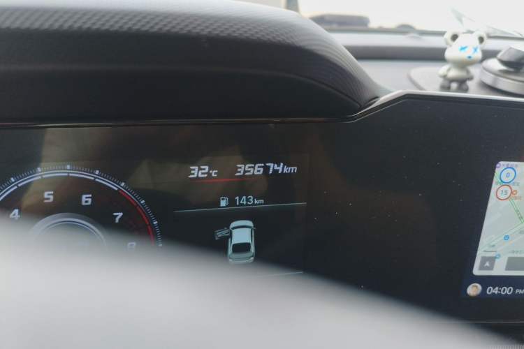 Used Hyundai Elantra 2022 240TGDi DCT LUX Prestige Edition Odometer Close Up