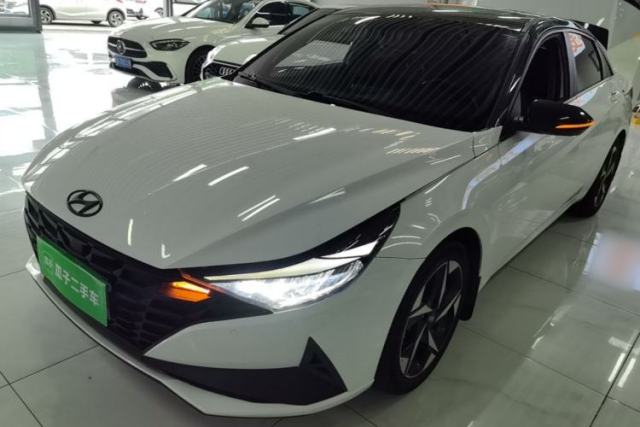 Hyundai Elantra 2022 240TGDi DCT GLX Elite Edition مستعملة