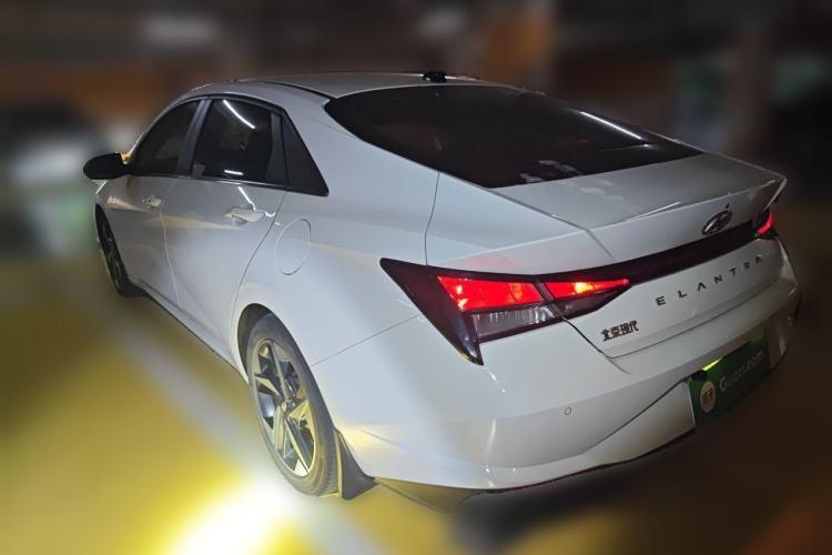Used Hyundai Elantra 2022 1.5L CVT GLX Elite Edition Rear Left 45 Deg