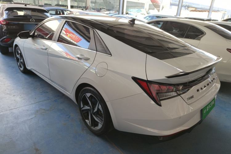 Used Hyundai Elantra 2022 240TGDi DCT LUX Prestige Edition Rear Left 45 Deg