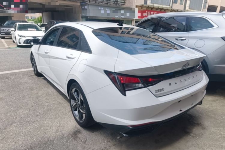 Used Hyundai Elantra 2022 1.5L CVT GLX Elite Edition Rear Left 45 Deg