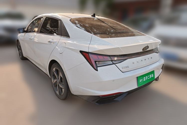 Used Hyundai Elantra 2022 1.5L CVT LUX Prestige Edition Rear Left 45 Deg