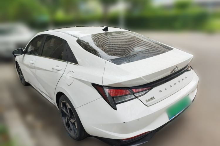 Used Hyundai Elantra 2022 1.5L CVT GLX Elite Edition Rear Left 45 Deg