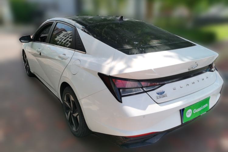 Used Hyundai Elantra 2022 1.5L CVT GLX Elite Edition Rear Left 45 Deg