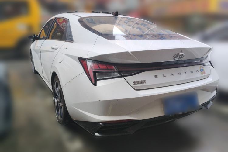 Used Hyundai Elantra 2022 1.5L CVT GLX Elite Edition Rear Left 45 Deg