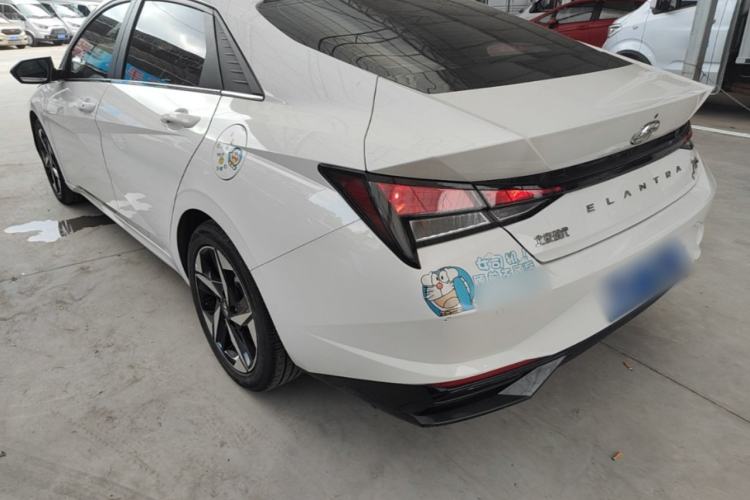 Used Hyundai Elantra 2022 1.5L CVT GLX Elite Edition Rear Left 45 Deg