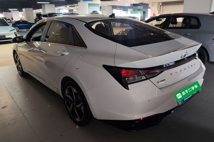 Used Hyundai Elantra 2022 1.5L CVT GLX Elite Edition Rear Left 45 Deg