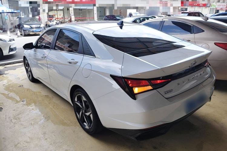 Used Hyundai Elantra 2022 1.5L CVT GLX Elite Edition Rear Left 45 Deg