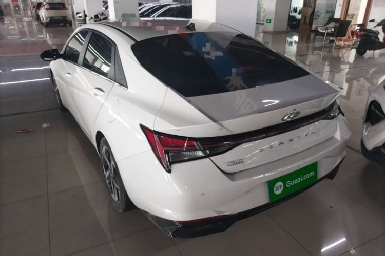 Used Hyundai Elantra 2022 1.5L CVT GLX Elite Edition Rear Left 45 Deg