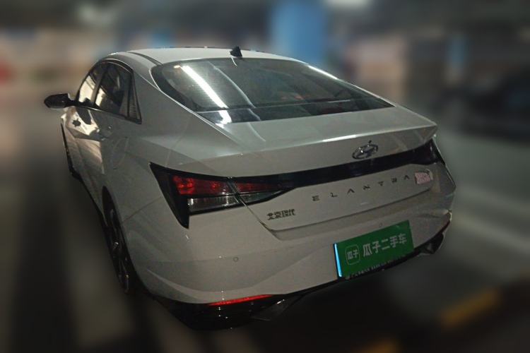 Used Hyundai Elantra 2022 1.5L CVT GLX Elite Edition Rear Left 45 Deg