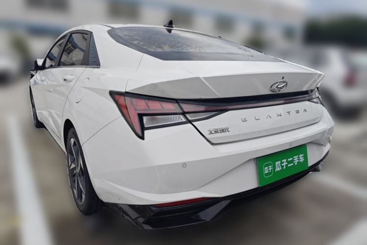 Used Hyundai Elantra 2022 1.5L CVT LUX Prestige Edition Rear Left 45 Deg