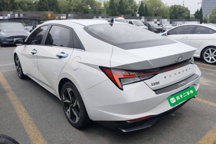 Used Hyundai Elantra 2022 1.5L CVT LUX Prestige Edition Rear Left 45 Deg