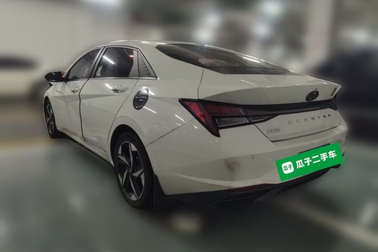 Used Hyundai Elantra 2022 1.5L CVT LUX Prestige Edition Rear Left 45 Deg