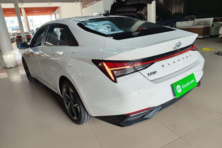 Used Hyundai Elantra 2022 1.5L CVT GLX Elite Edition Rear Left 45 Deg