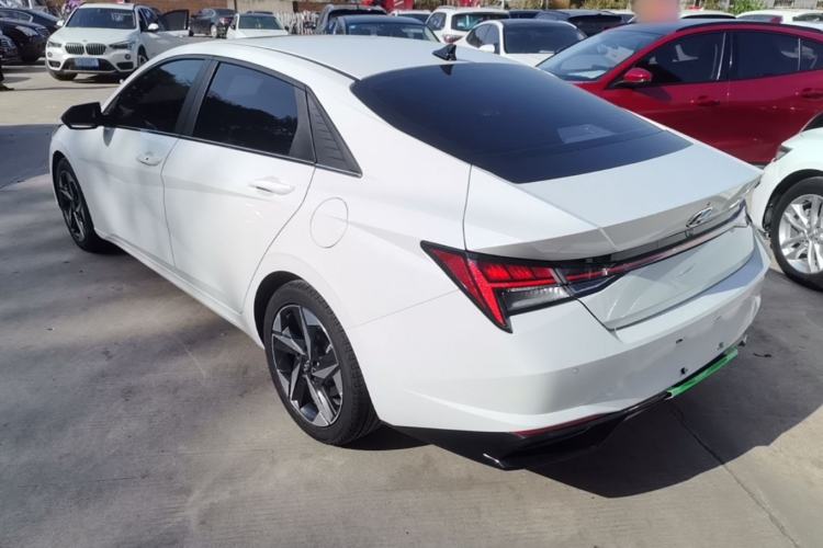 Used Hyundai Elantra 2022 1.5L CVT LUX Prestige Edition Rear Left 45 Deg