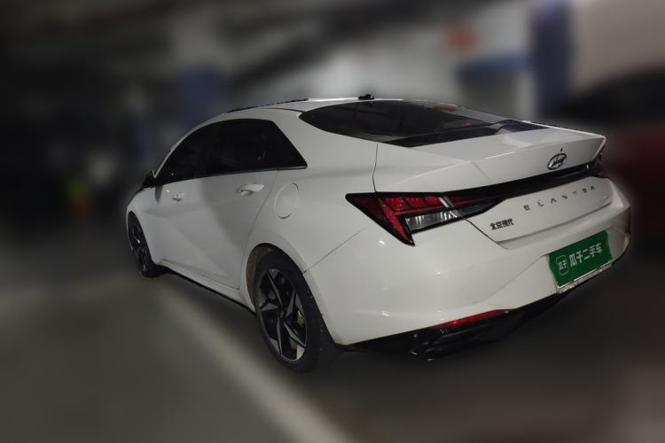 Used Hyundai Elantra 2022 1.5L CVT LUX Prestige Edition Rear Left 45 Deg