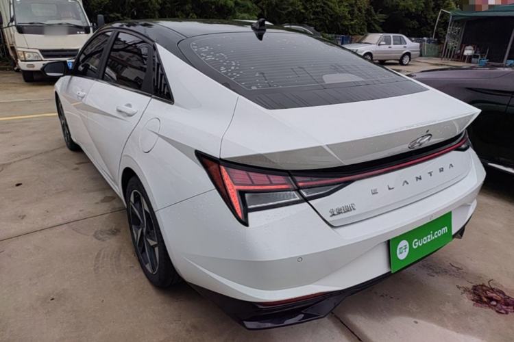 Used Hyundai Elantra 2022 1.5L CVT LUX Prestige Edition Rear Left 45 Deg