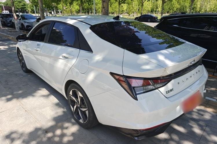 Used Hyundai Elantra 2022 1.5L CVT GLX Elite Edition Rear Left 45 Deg