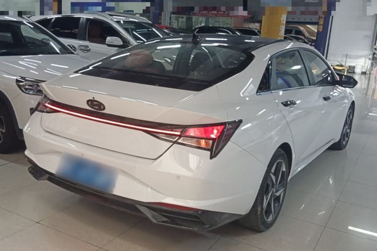 Used Hyundai Elantra 2022 1.5L CVT GLX Elite Edition Rear Right 45 Deg