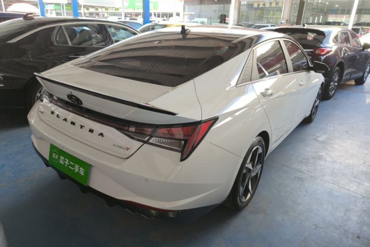 Used Hyundai Elantra 2022 240TGDi DCT LUX Prestige Edition Rear Right 45 Deg