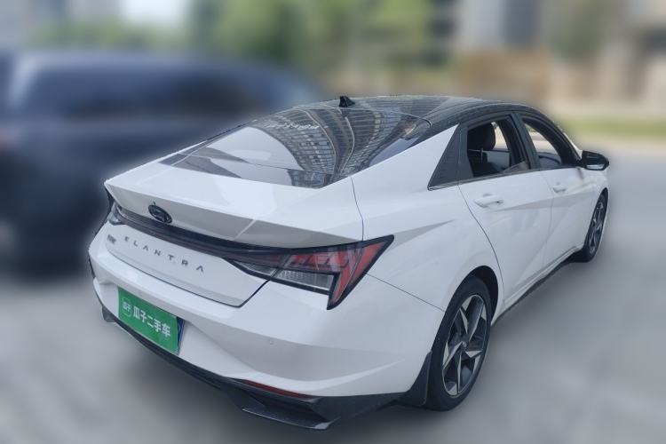 Used Hyundai Elantra 2022 1.5L CVT LUX Prestige Edition Rear Right 45 Deg