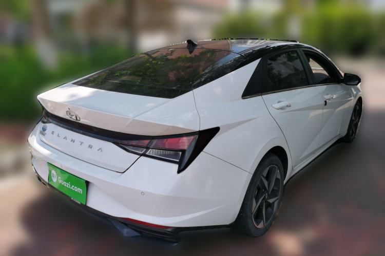 Used Hyundai Elantra 2022 1.5L CVT GLX Elite Edition Rear Right 45 Deg