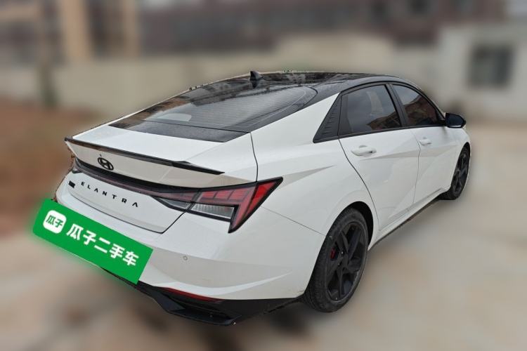 Used Hyundai Elantra 2022 1.5L CVT LUX Prestige Edition Rear Right 45 Deg