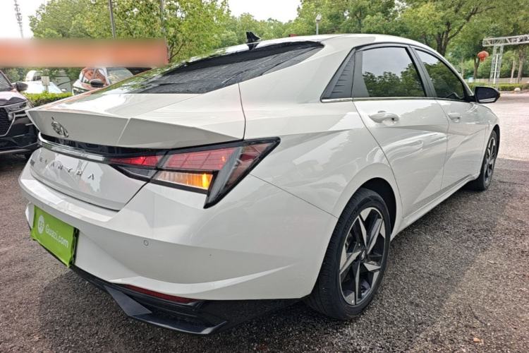 Used Hyundai Elantra 2022 1.5L CVT GLX Elite Edition Rear Right 45 Deg