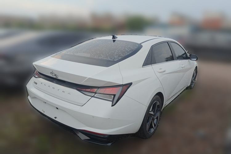 Used Hyundai Elantra 2022 1.5L CVT GLX Elite Edition Rear Right 45 Deg