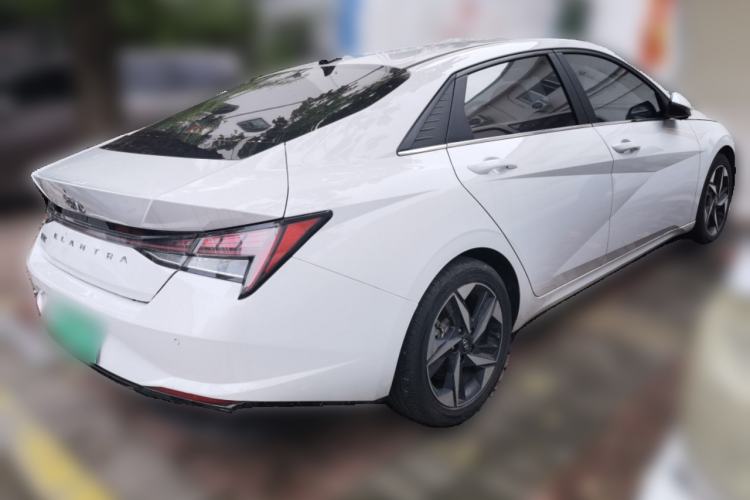 Used Hyundai Elantra 2022 1.5L CVT LUX Prestige Edition Rear Right 45 Deg