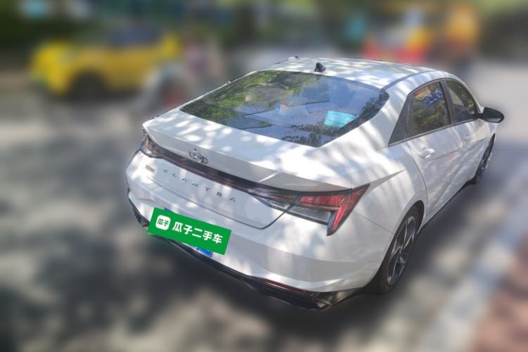 Used Hyundai Elantra 2022 1.5L CVT LUX Prestige Edition Rear Right 45 Deg