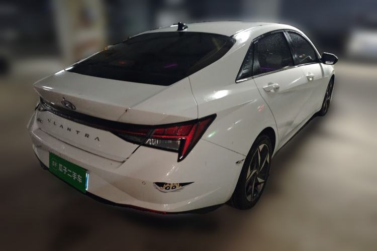 Used Hyundai Elantra 2022 1.5L CVT LUX Prestige Edition Rear Right 45 Deg