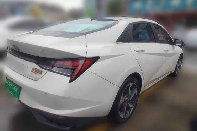 Used Hyundai Elantra 2022 1.5L CVT LUX Prestige Edition Rear Right 45 Deg