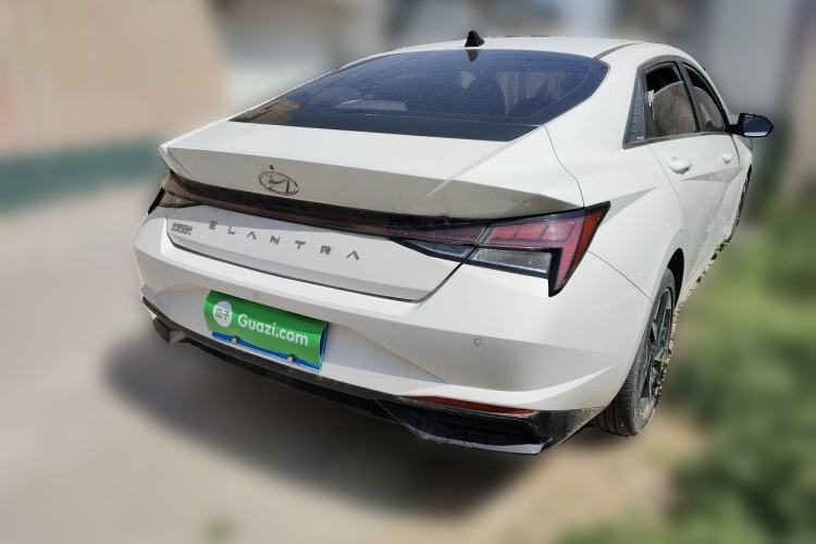 Used Hyundai Elantra 2022 1.5L CVT LUX Prestige Edition Rear Right 45 Deg