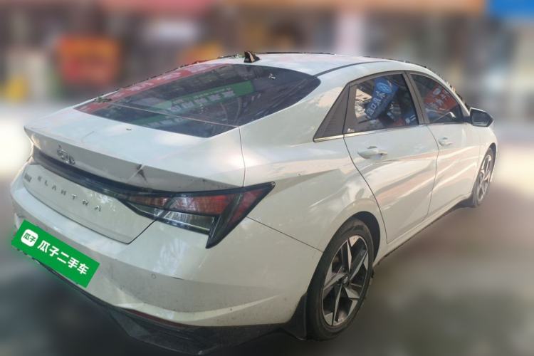 Used Hyundai Elantra 2022 1.5L CVT GLX Elite Edition Rear Right 45 Deg