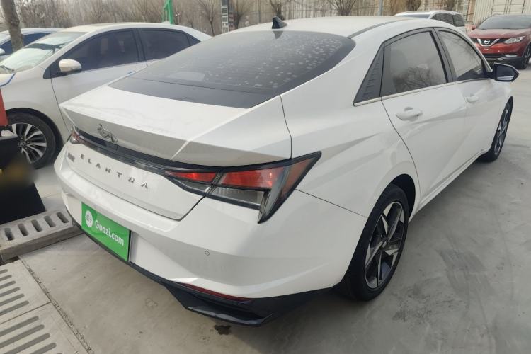 Used Hyundai Elantra 2022 1.5L CVT GLX Elite Edition Rear Right 45 Deg
