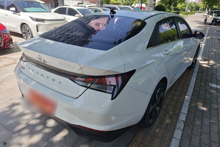 Used Hyundai Elantra 2022 1.5L CVT GLX Elite Edition Rear Right 45 Deg