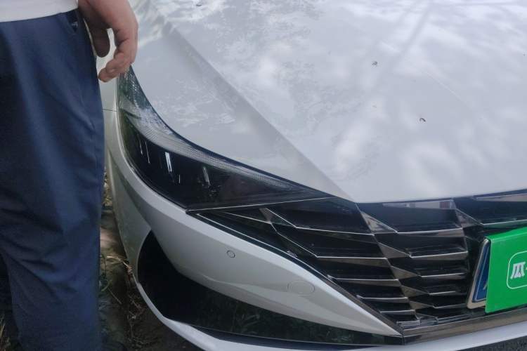 Used Hyundai Elantra 2022 1.5L CVT LUX Prestige Edition Right Front Headlight