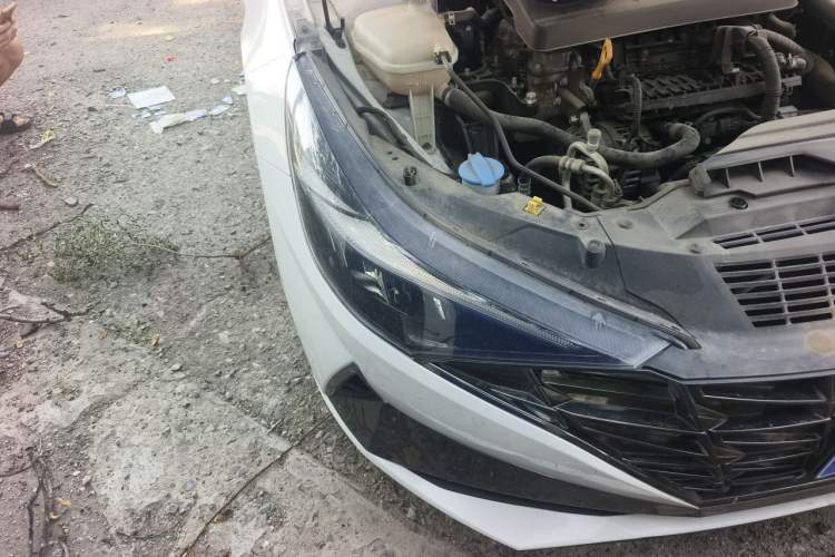 Used Hyundai Elantra 2022 240TGDi DCT LUX Prestige Edition Right Front Headlight