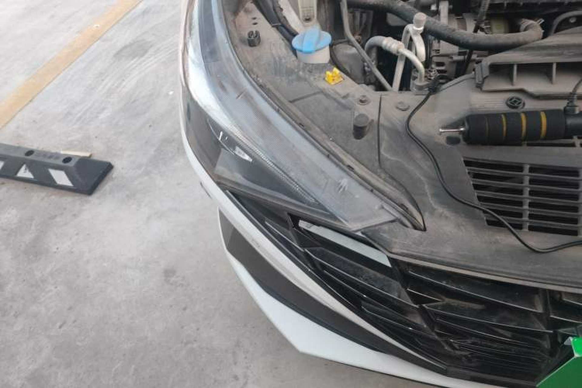 Used Hyundai Elantra 2022 240TGDi DCT LUX Prestige Edition Right Front Headlight