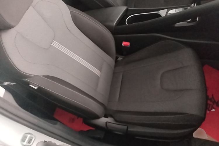 Used Hyundai Elantra 2022 1.5L CVT GLS Leading Edition Right Front Seat