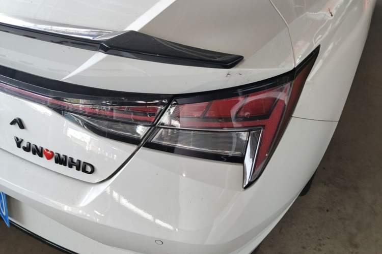 Used Hyundai Elantra 2022 1.5L CVT GLX Elite Edition Right Rear Taillight