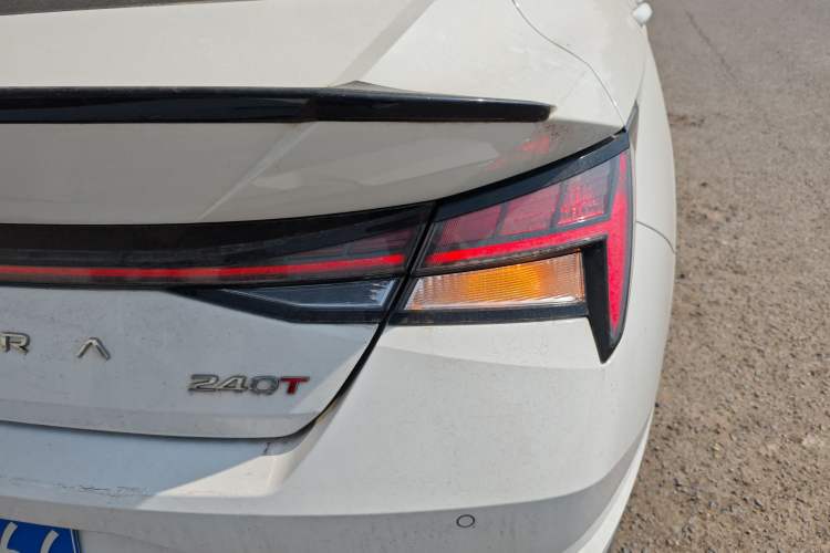 Used Hyundai Elantra 2022 240TGDi DCT LUX Prestige Edition Right Rear Taillight