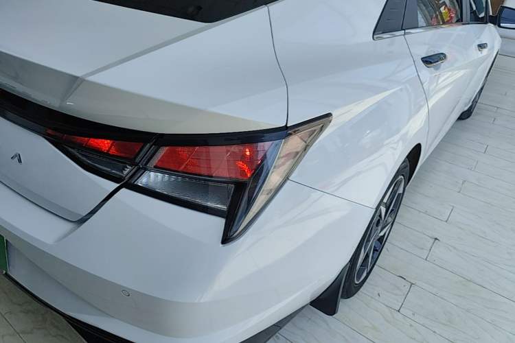 Used Hyundai Elantra 2022 1.5L CVT GLX Elite Edition Right Rear Taillight